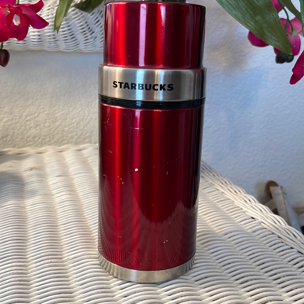 2008 STARBUCKS RED METAL THERMOS. Very good condition. No internal stains! 17 oz